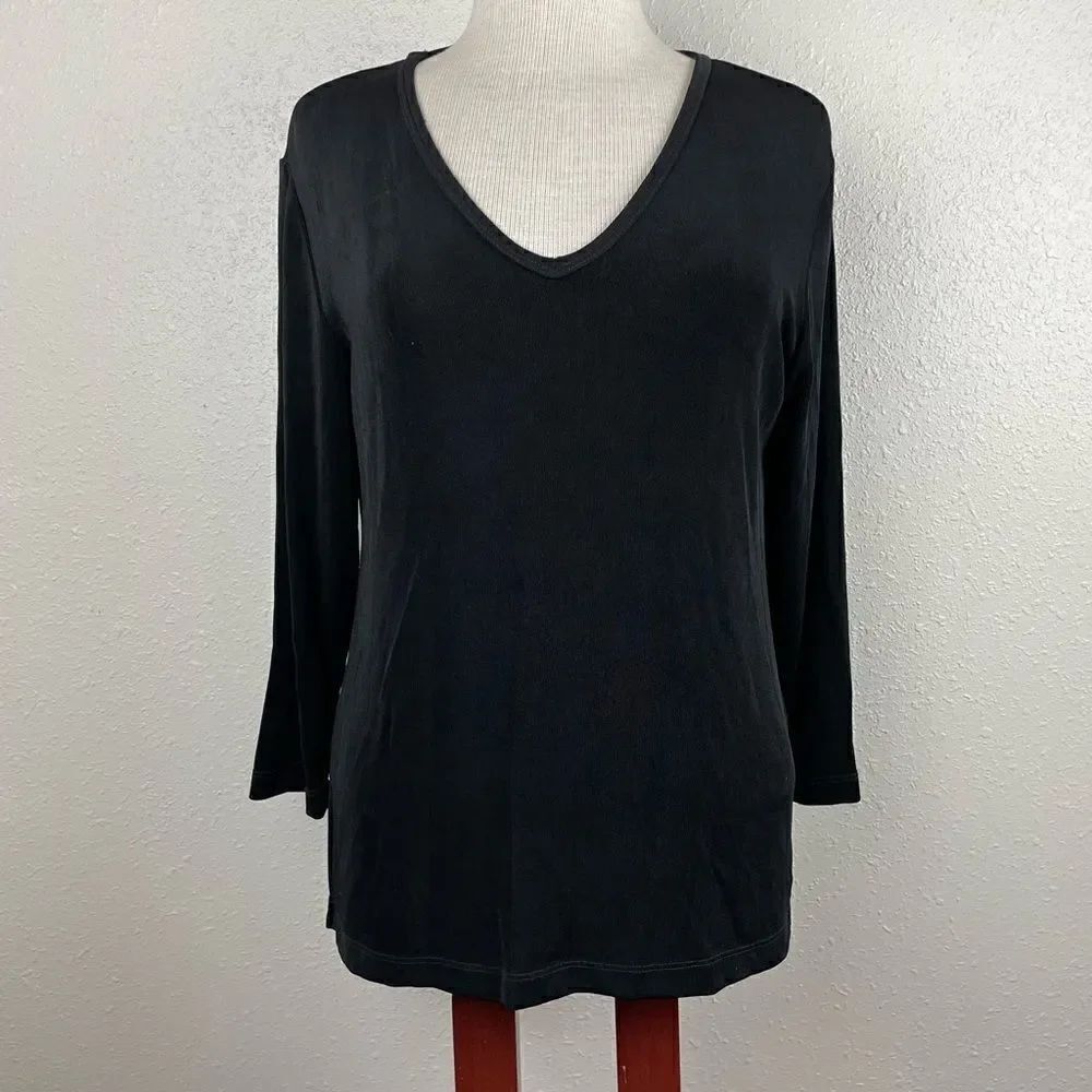 Wear It Black Long Sleeve V-Neck Top Size S EUC